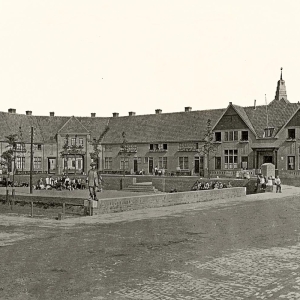Brink-Zuider-Volkshuis-(ca.-1920)