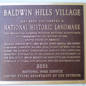 Baldwin_Hills_Village,_Landmark_Plaque