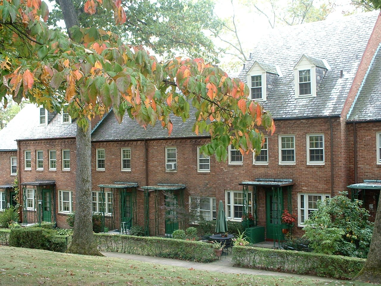 Chatham Village World Garden Cities