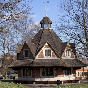 The_Rest_House_Bournville_(5537796644)